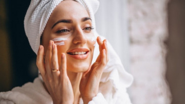 Skincare Pemula: Langkah Mudah Merawat Kulit Setiap Hari