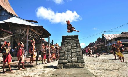 Tradisi Unik Berbagai Daerah Di Indonesia Yang Masih Bertahan