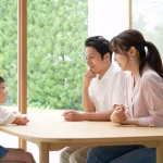 Pola Asuh Anak: Membangun Karakter Kasih Sayang Dan Batasan