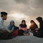 Nilai Kehidupan Islam Dan Ajaran Berkaitan Dengan Keseharian